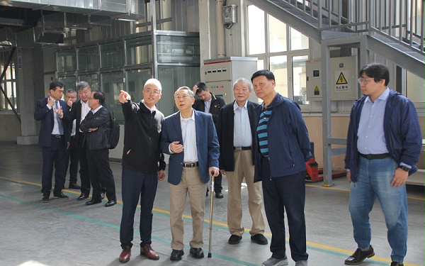 奇美实业许春华董事长参观视察