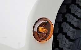 汽车车灯有什么作用，用什么塑料材料生产，你真的知道吗？