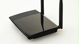 福建客户定制案例：路由器外壳用高光耐刮擦的PMMA+ABS材料