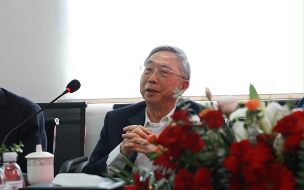许春华荣誉董事长