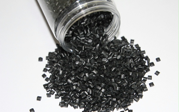 锂电池隔膜用阻燃PP材料